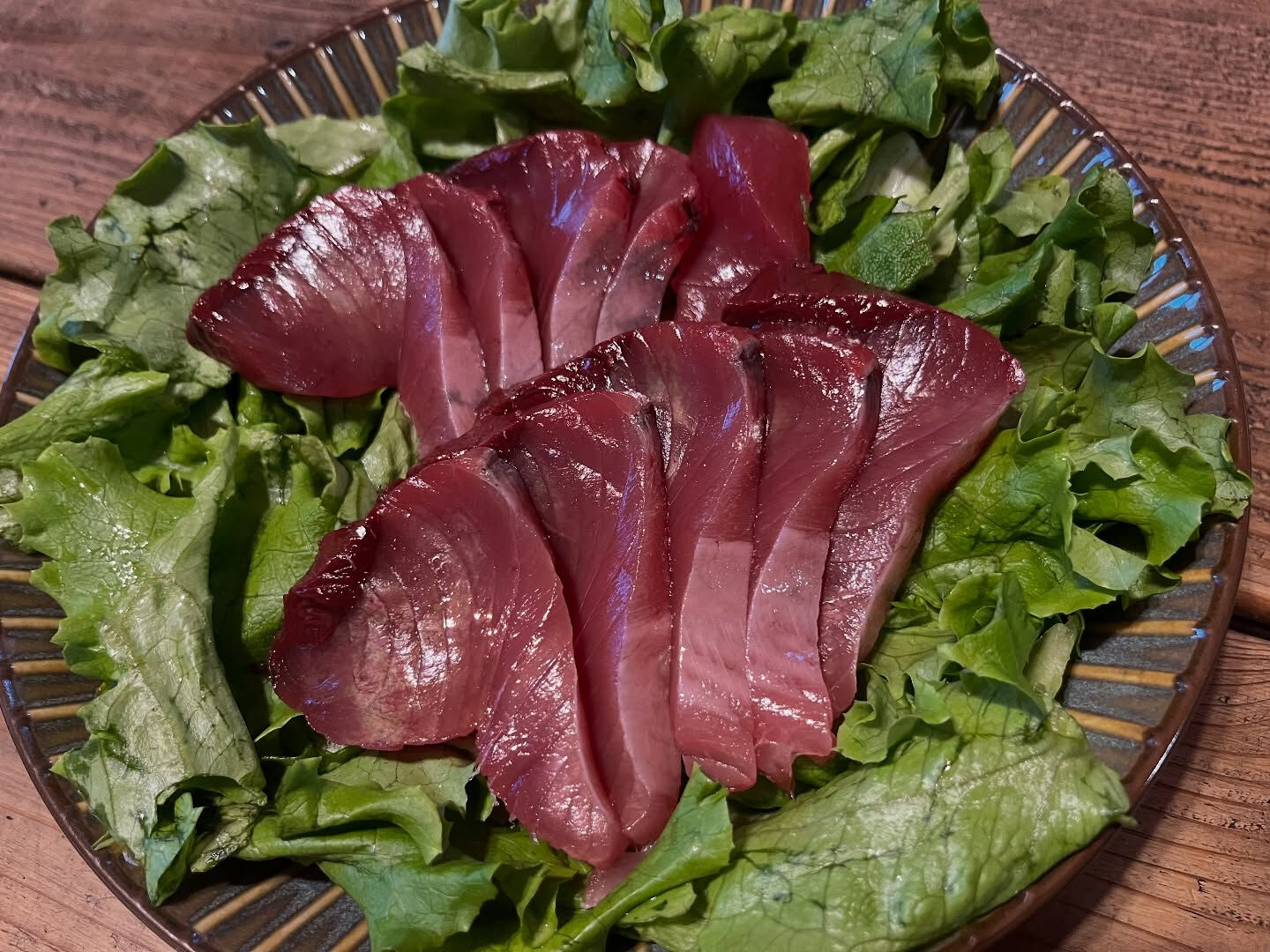マグロではなく…